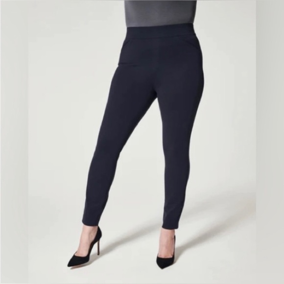 SPANX The Perfect Pant, Ankle Back Seam Skinny - Picture 3 of 6